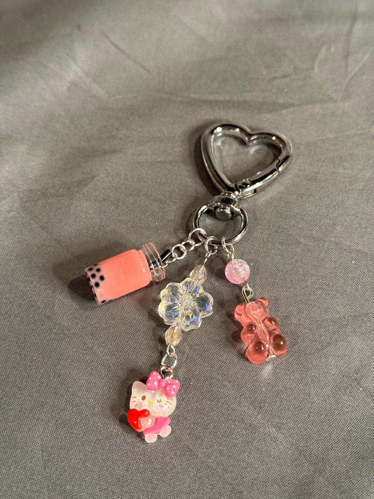 Hello Kitty Keychain-Pink w/ Heart Clip