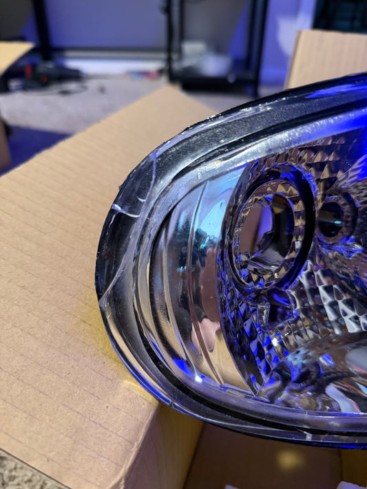 NA Miata Clear Taillights (CRACKED ON ONE SIDE-NOT PERFECT)
